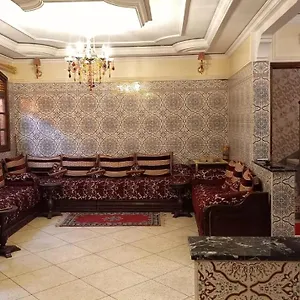  Apartament With Budget